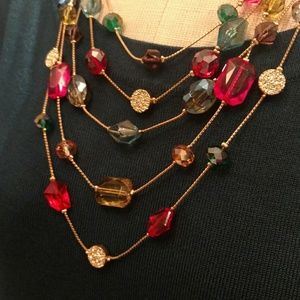 Gold multicolored beaded necklace
